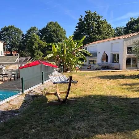 Villa La - Piscine - Billard *